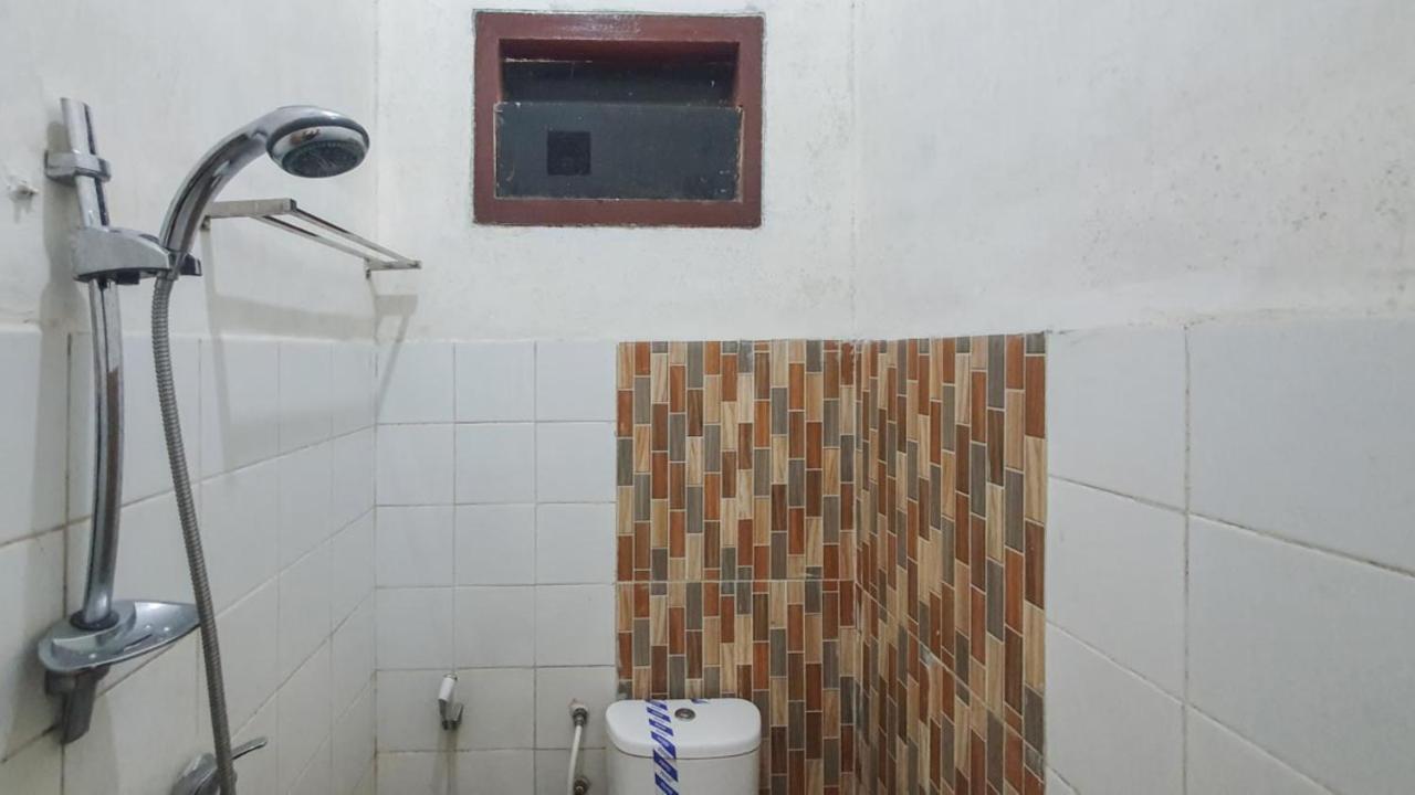 Reddoorz At Pujon Malang Otel Batu  Dış mekan fotoğraf