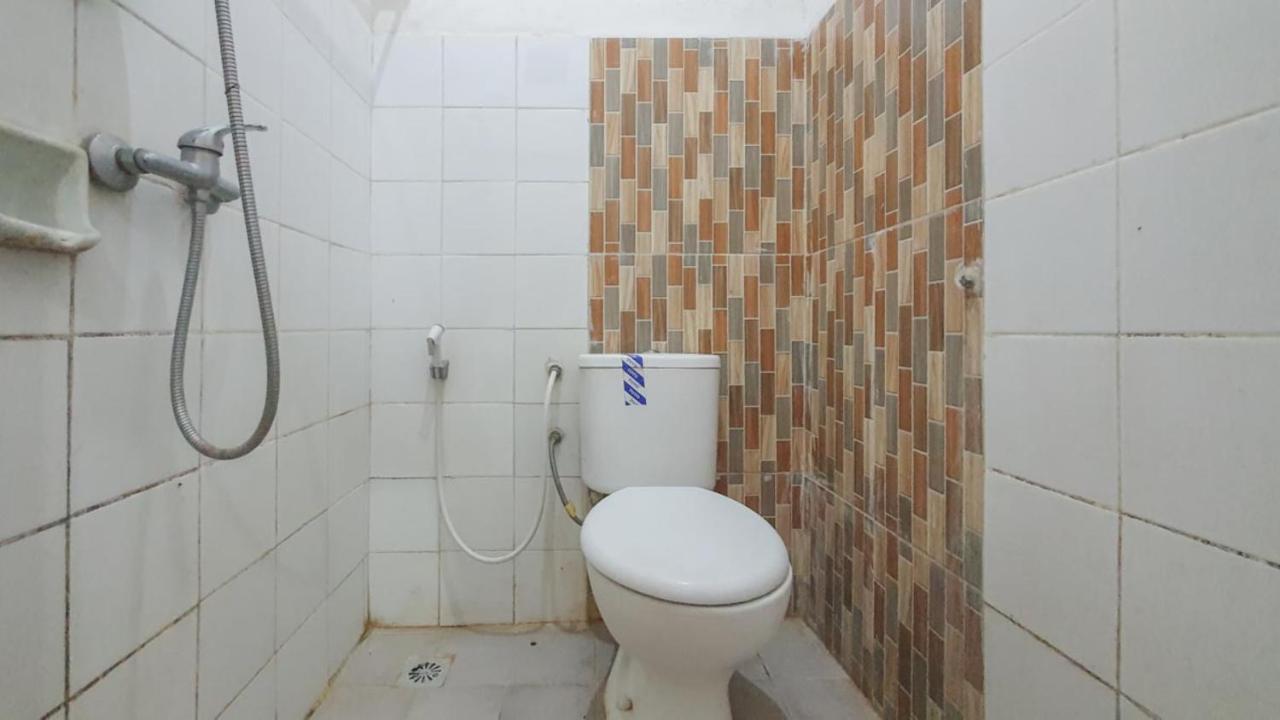 Reddoorz At Pujon Malang Otel Batu  Dış mekan fotoğraf