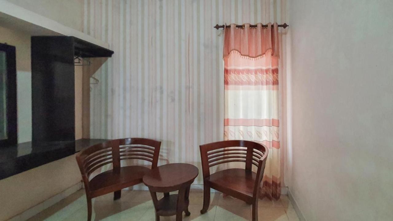 Reddoorz At Pujon Malang Otel Batu  Dış mekan fotoğraf