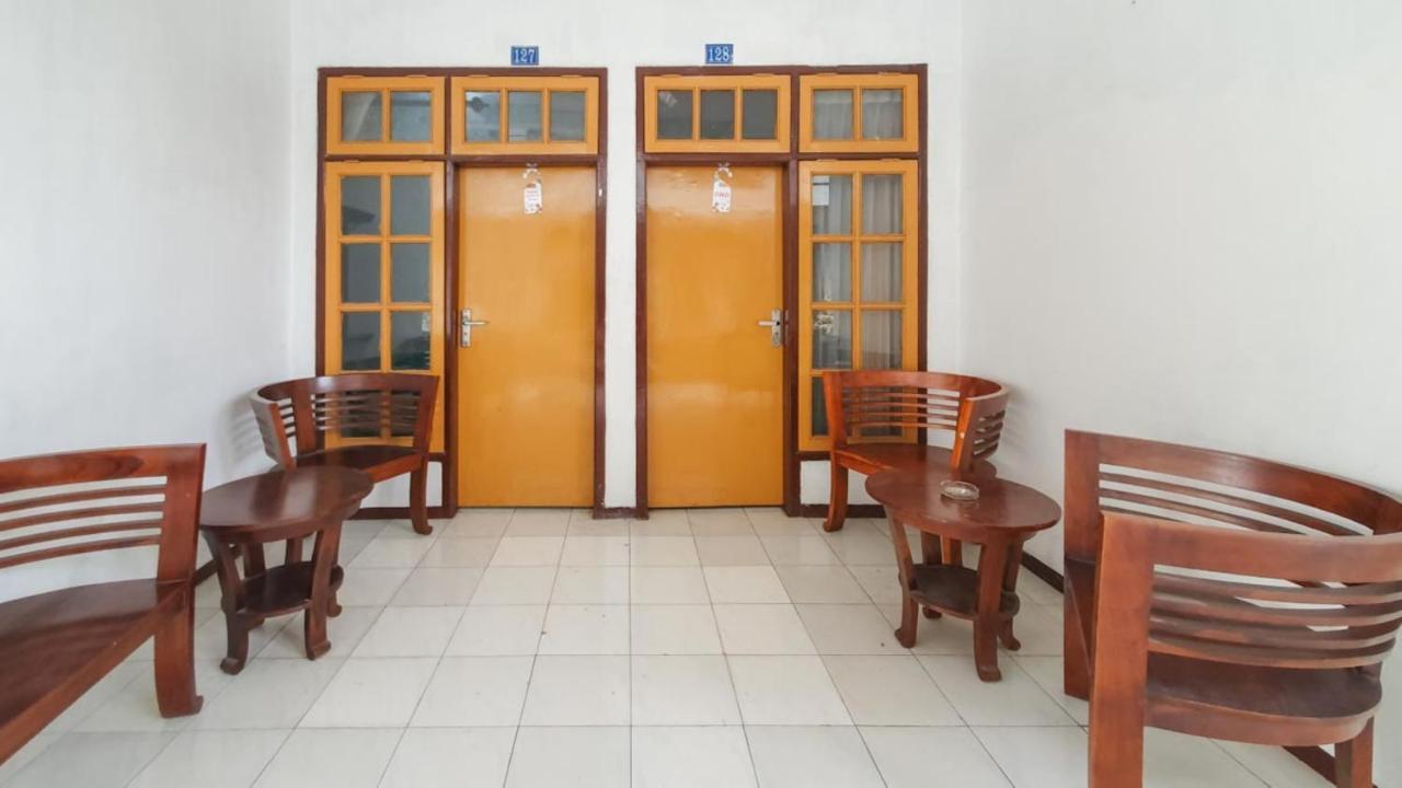 Reddoorz At Pujon Malang Otel Batu  Dış mekan fotoğraf