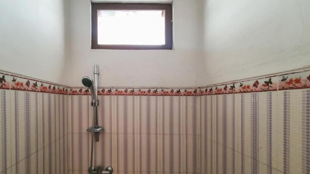 Reddoorz At Pujon Malang Otel Batu  Dış mekan fotoğraf