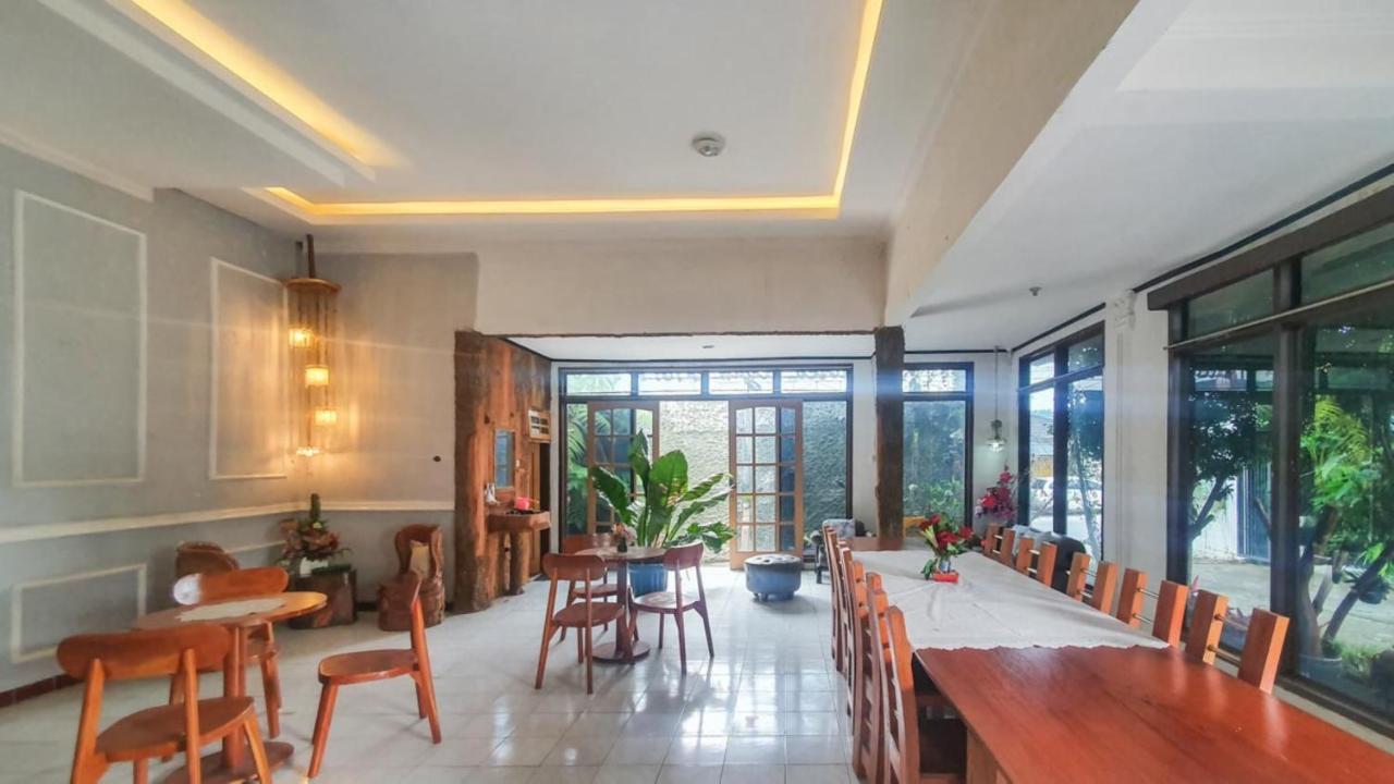 Reddoorz At Pujon Malang Otel Batu  Dış mekan fotoğraf