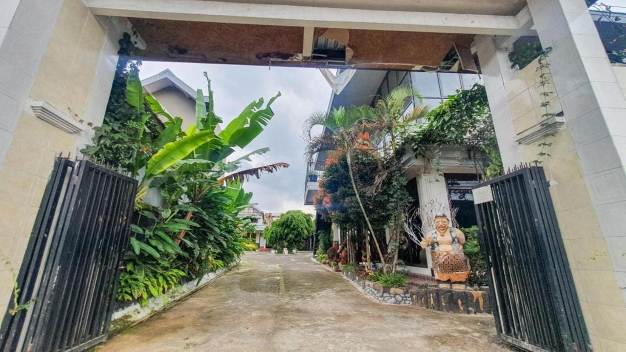 Reddoorz At Pujon Malang Otel Batu  Dış mekan fotoğraf